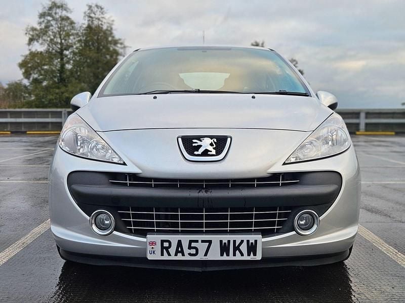 Used Peugeot 207 GTi 175 HP (128 kW) 2008 Silver Hatchback