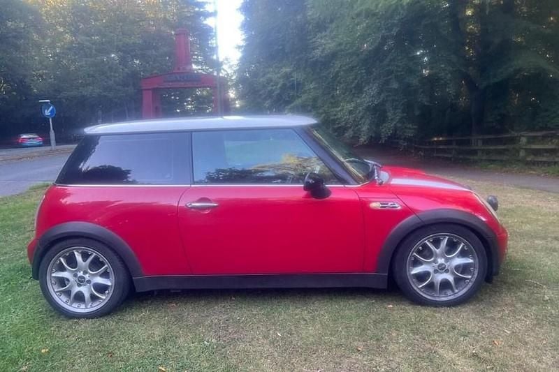 Red Used 2004 Mini Cooper Hatch Hatchback | £799 - Image 1/1