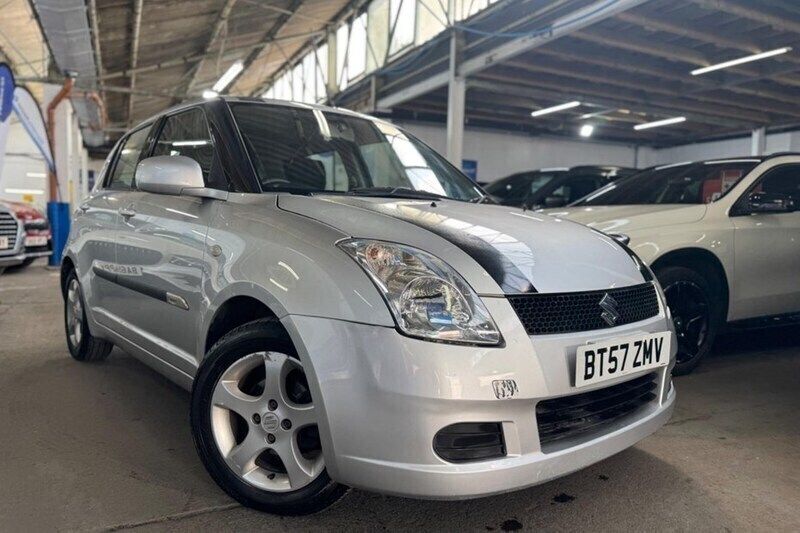 Silver Used 2007 Suzuki Swift GL Hatchback | £2,495 (Fair price) - Image 1/1