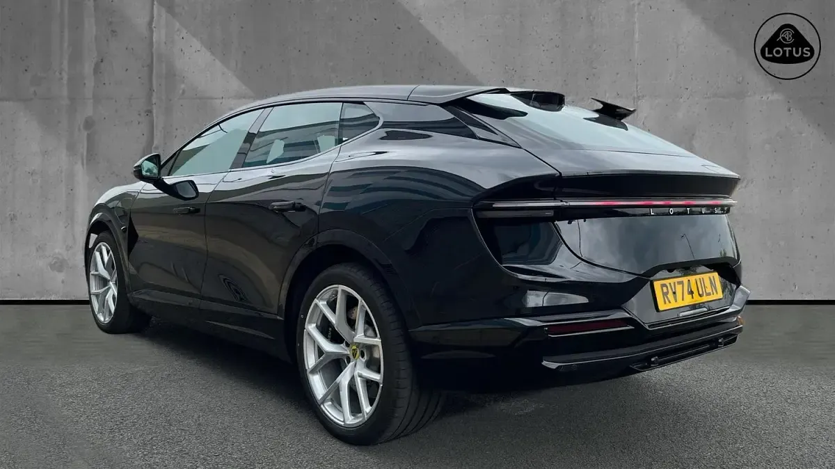 Used Lotus Eletre 450 kW (612 HP) 2024 Black SUV