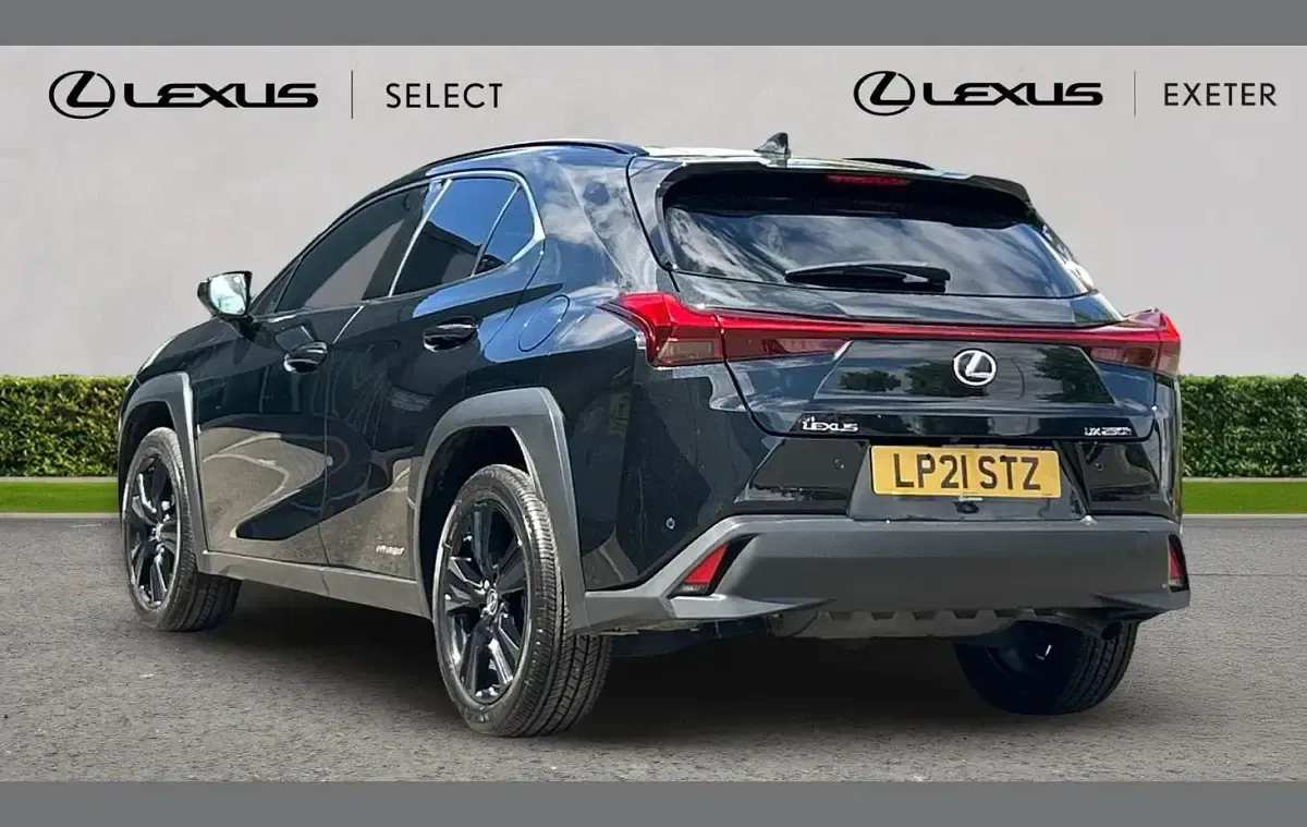 Used Lexus UX 250h 180 HP (132 kW) 2021 Black SUV