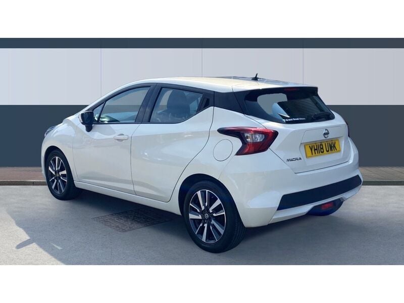 Used Nissan Micra Acenta+ 90 HP (66 kW) 2018 White Hatchback