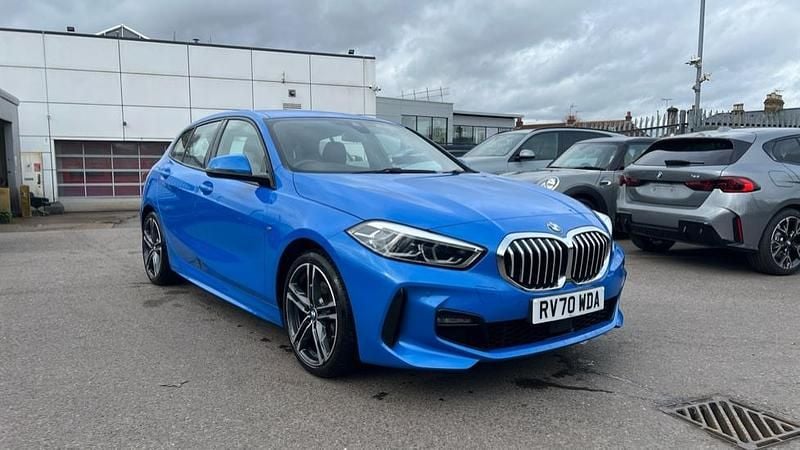 Used BMW 118 M Sport 138 HP (101 kW) 2020 Blue Hatchback