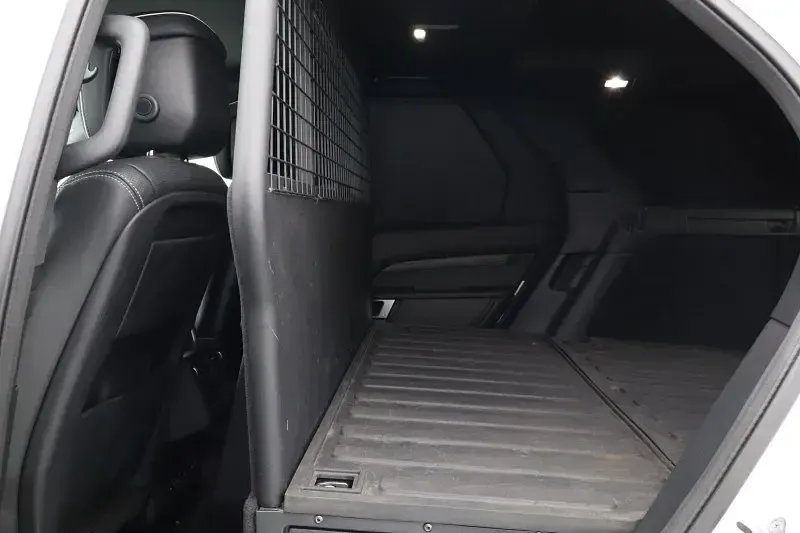Usado Land Rover Discovery 5 HSE 306 CV (225 kW) 2020 Blanco SUV
