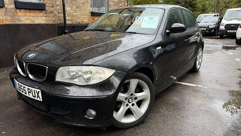 Black Used 2005 BMW 118 Sport Line Hatchback | £2,999 (Fair price) - Image 1/4