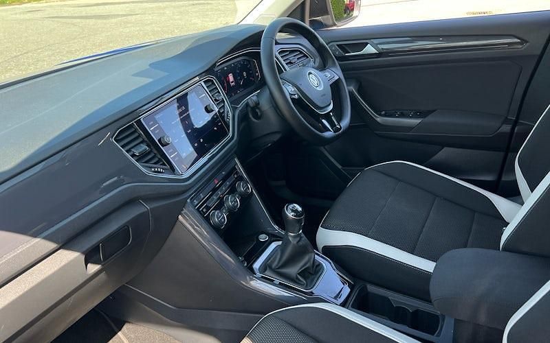 Używany VW T-Roc SEL 150 KM (110 kW) 2021 SUV