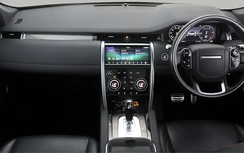Used Land Rover Discovery Sport SE Dynamic 180 HP (132 kW) 2019 Black SUV