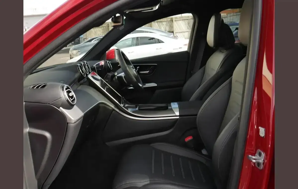 Used Mercedes GLC300 AMG line 269 HP (197 kW) 2024 Red SUV