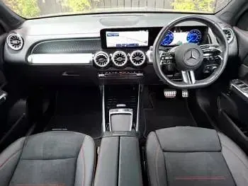 Begagnad Mercedes EQB300 Executive 167 kW (228 HK) 2024 Svart SUV