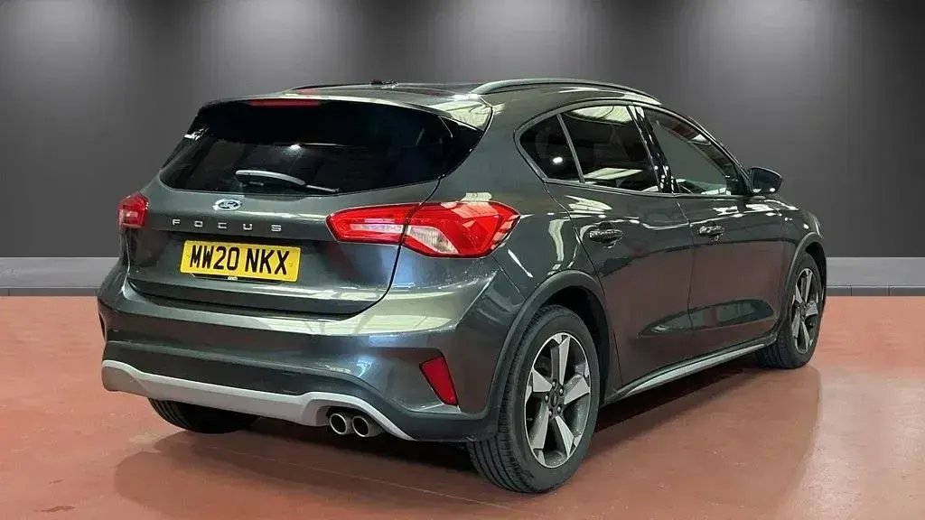 Used Ford Focus Active 125 HP (91 kW) 2020 Grey Hatchback