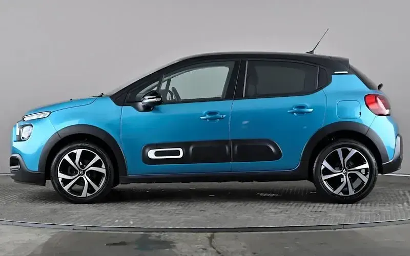 Used Citroën C3 PureTech 83 HP (61 kW) 2022 Blue Hatchback