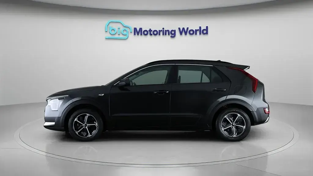 Used Kia Niro 139 HP (102 kW) 2023 Grey SUV