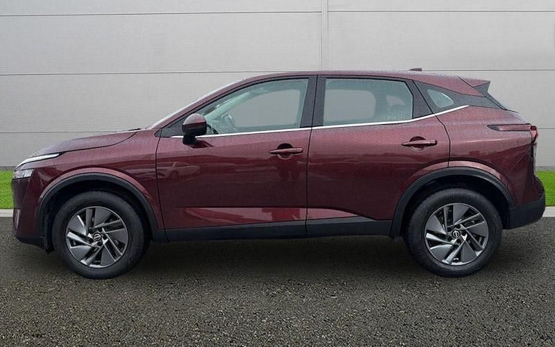 Used Nissan Qashqai Acenta Premium 140 HP (102 kW) 2023 Red SUV