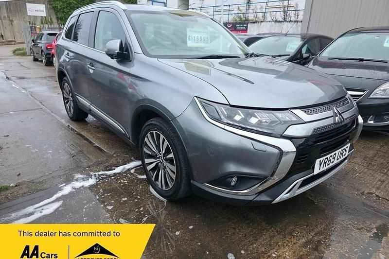 Grey Used 2019 Mitsubishi Outlander SUV | £16,995 (Fair price) - Image 1/1