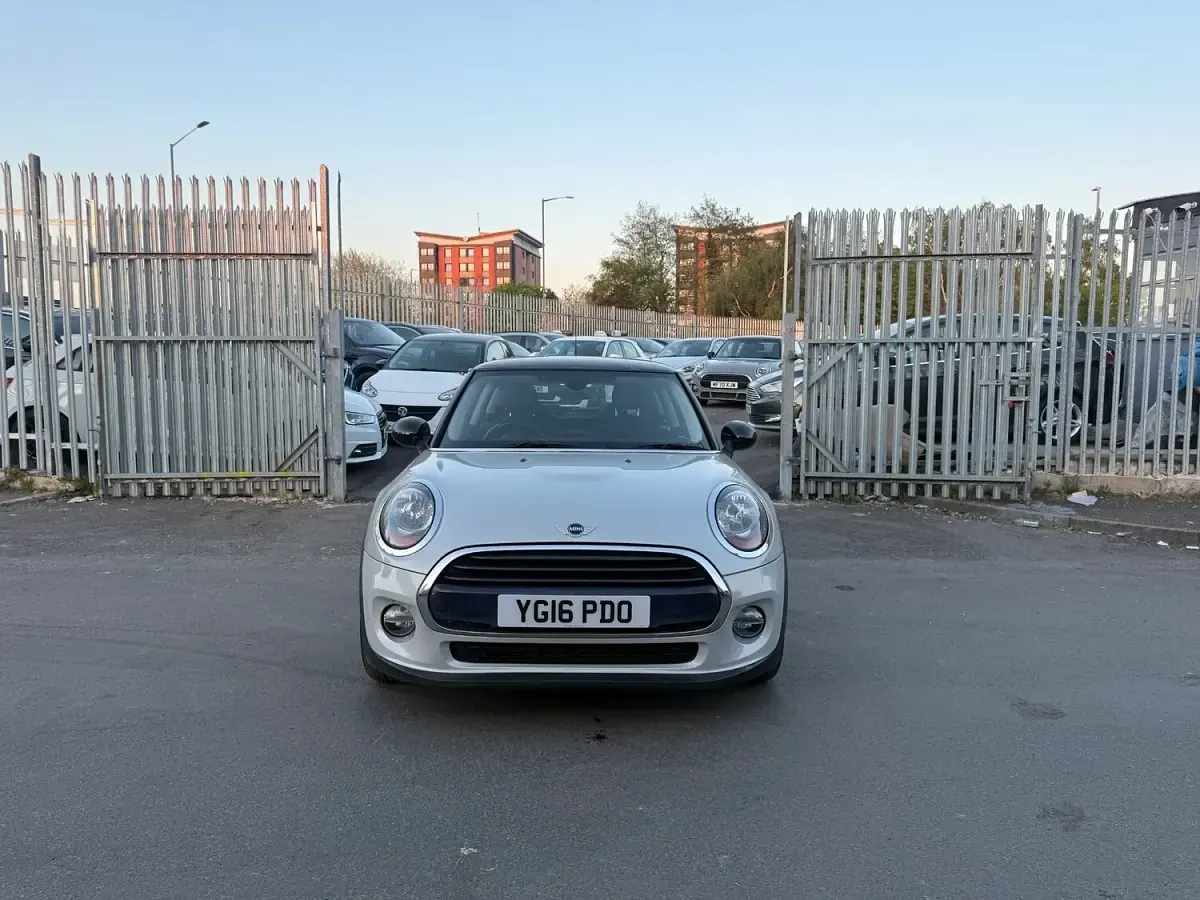 Used Mini Cooper Hatch 2016 Silver Hatchback