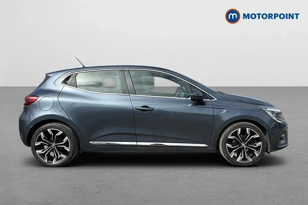 Used Renault Clio SE 2022 Grey Hatchback