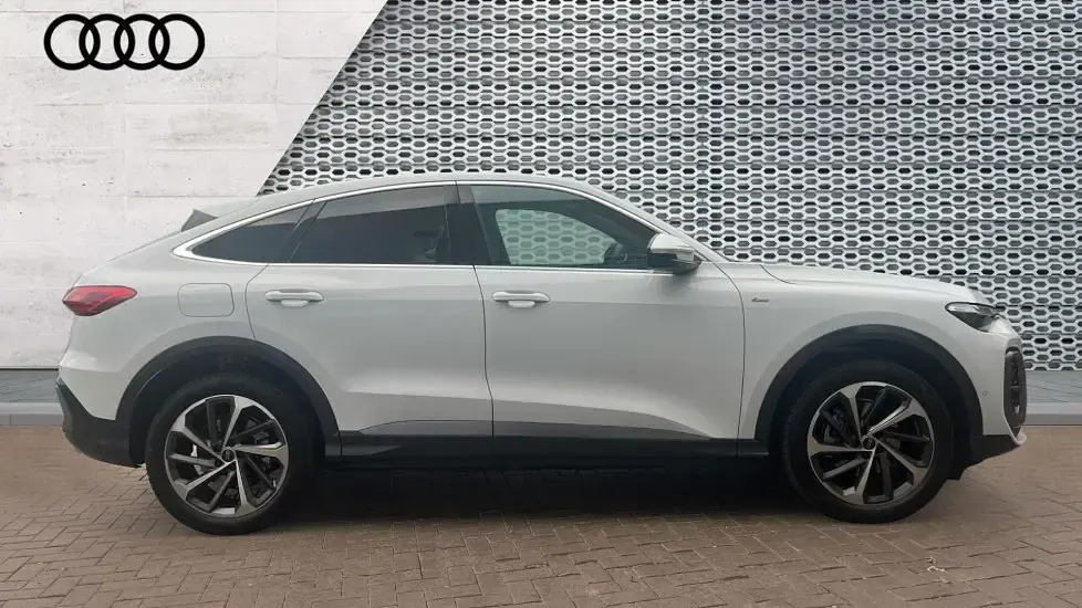 Used Audi Q5 S-Line 204 HP (150 kW) 2026 White SUV