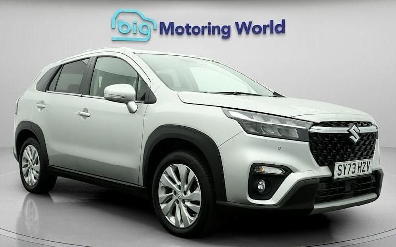 Used 2025 Suzuki SX4 S-Cross SUV | £12,800 (Good price) - Image 1/4