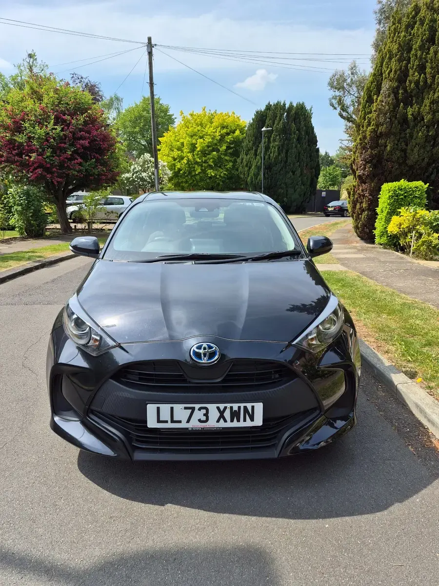 Used Toyota Yaris Hybrid 116 HP (85 kW) 2023 Black Hatchback