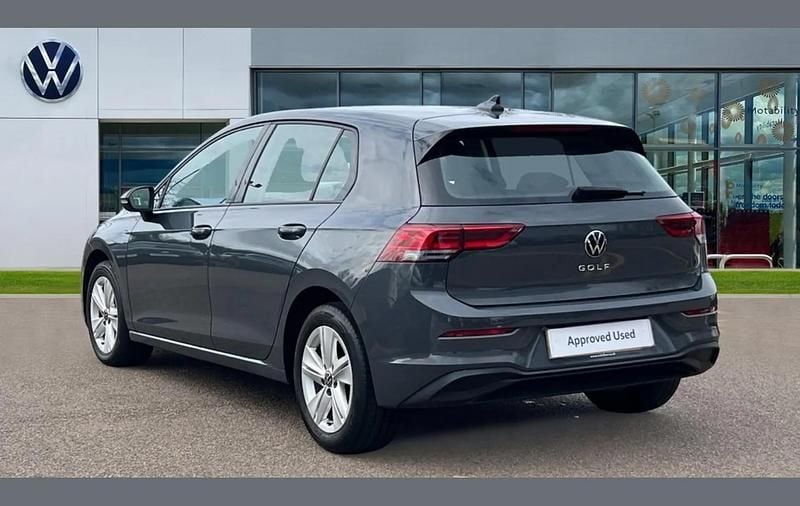 Used VW Golf VIII Life 128 HP (94 kW) 2022 Grey Hatchback