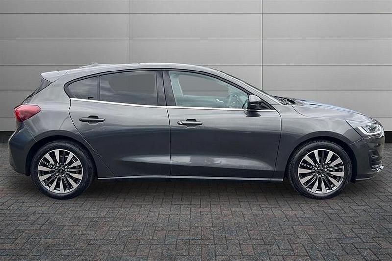 Used Ford Focus Titanium X 155 HP (114 kW) 2023 Grey Hatchback