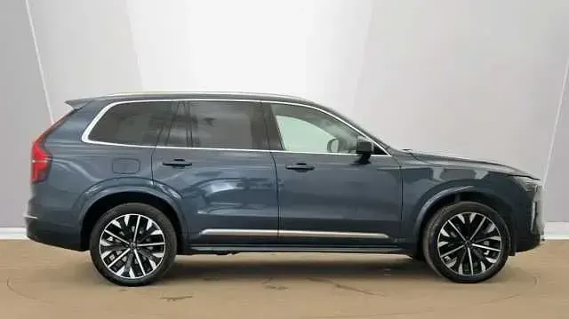 Usado Volvo XC90 Ultra 247 HP (181 kW) 2025 SUV