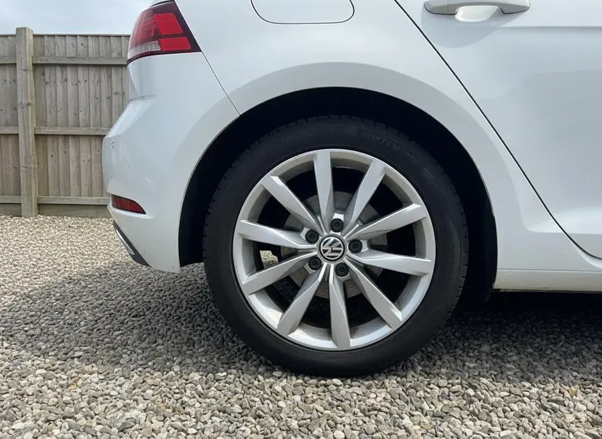 Used VW Golf VII GT 2013 White Hatchback