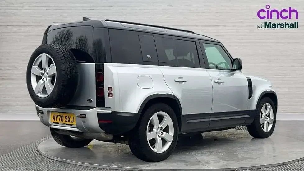 Usado Land Rover Defender S 240 CV (176 kW) 2020 Plateado SUV