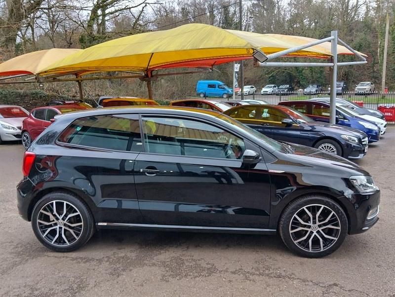 Begagnad VW Polo Edition 60 HK (44 kW) 2017 Svart Halvkombi