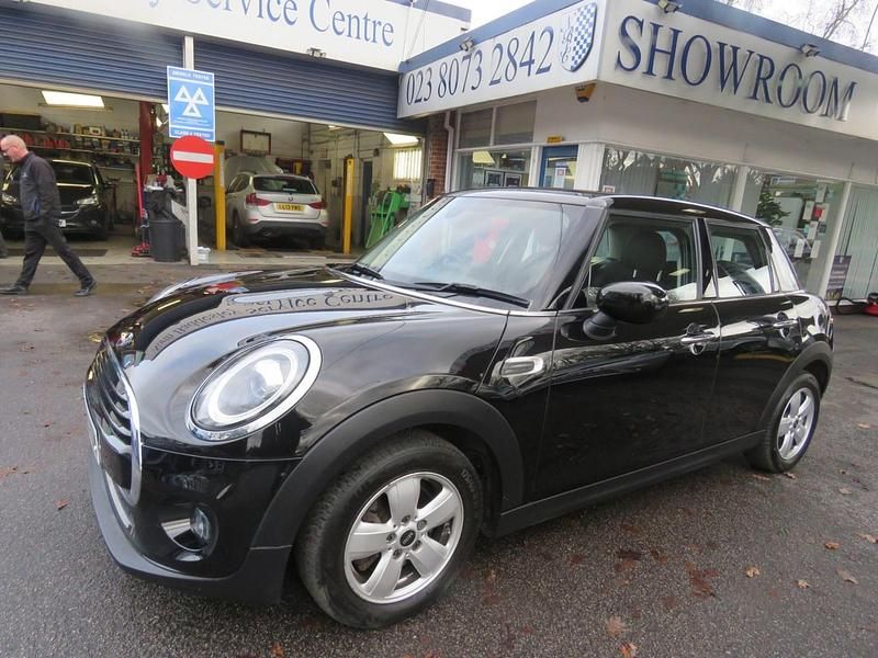 Used Mini Cooper Classic 2020 Black Hatchback