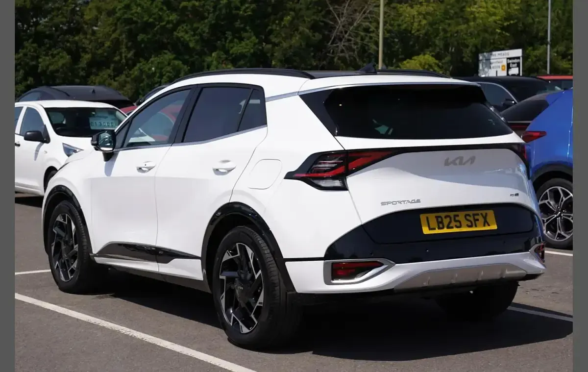 Used Kia Sportage GT-Line S 157 HP (115 kW) 2025 White SUV