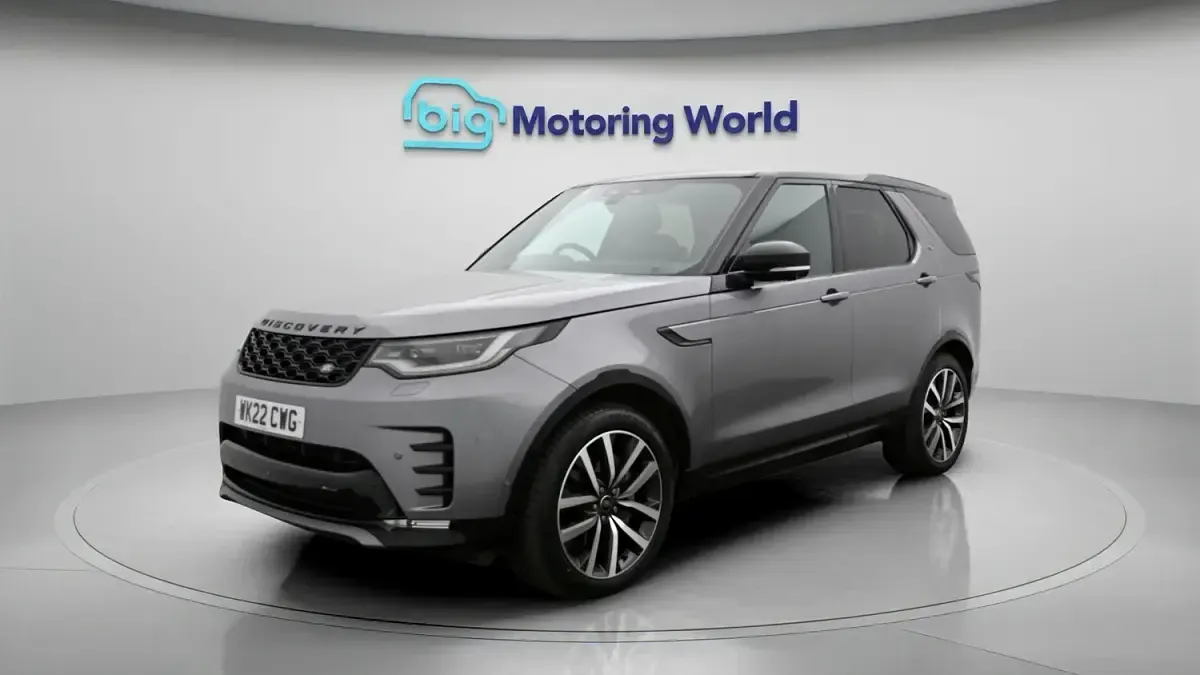 Used Land Rover Discovery SE Dynamic 300 HP (220 kW) 2022 Grey SUV