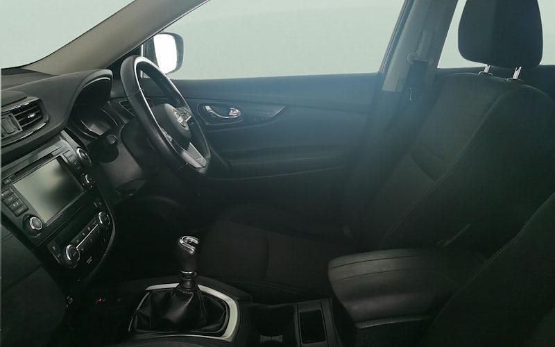 Used Nissan X-Trail N-Connecta 150 HP (110 kW) 2020 Red SUV