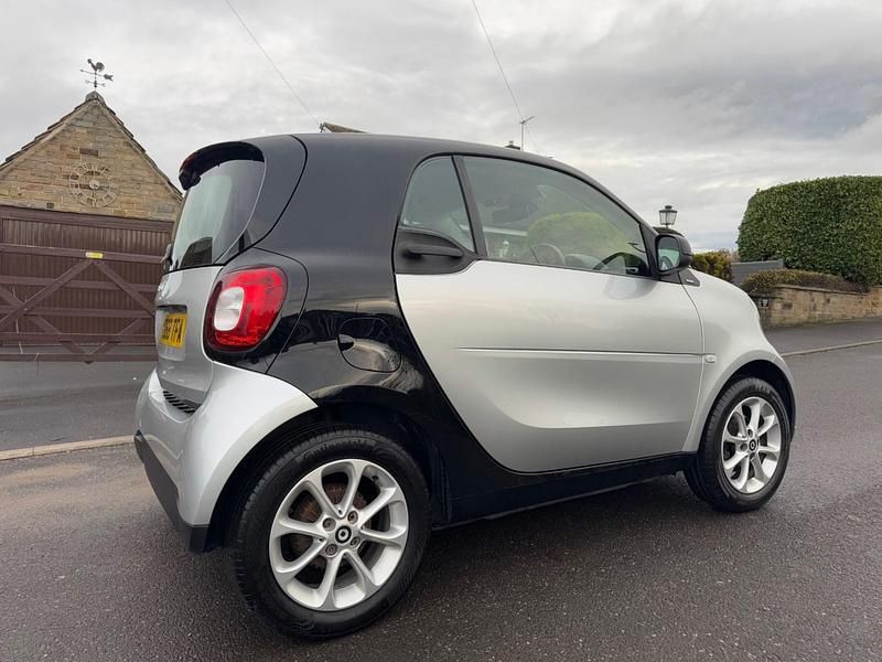 Used Smart ForTwo Coupé Passion 71 HP (52 kW) 2018 Black Coupe