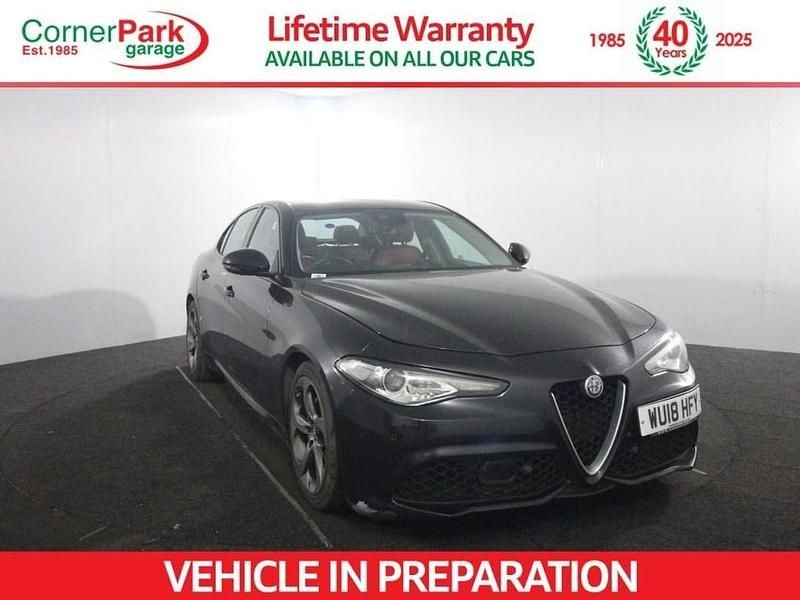 Used Alfa Romeo Giulia Saloon Edizione Speciale 180 HP (132 kW) 2018 Black Sedan
