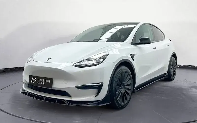 Used Tesla Model Y Standard Range 219 kW (299 HP) 2024 SUV