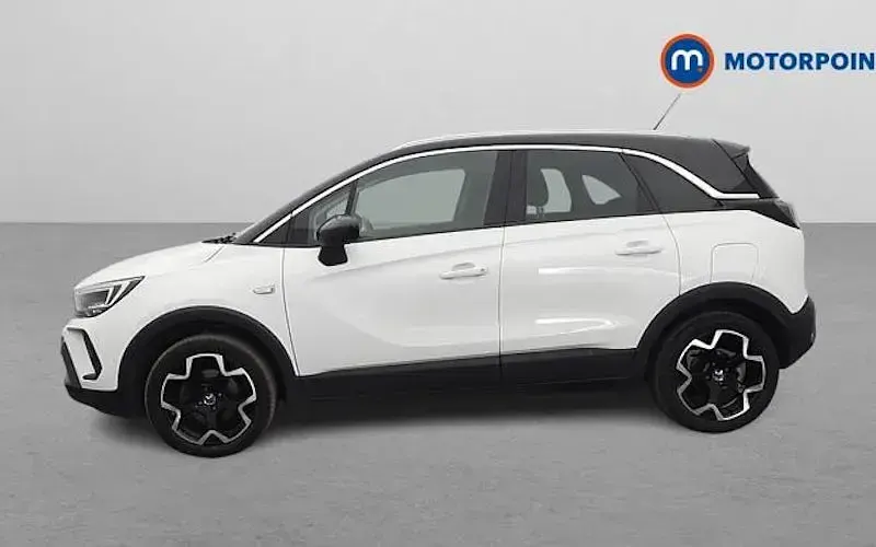 Begagnad Vauxhall Crossland Ultimate 131 HK (96 kW) 2024 Vit SUV