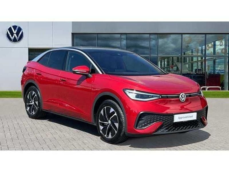 Black Used 2024 VW ID.5 Pro SUV | £29,230 (Good price) - Image 1/4