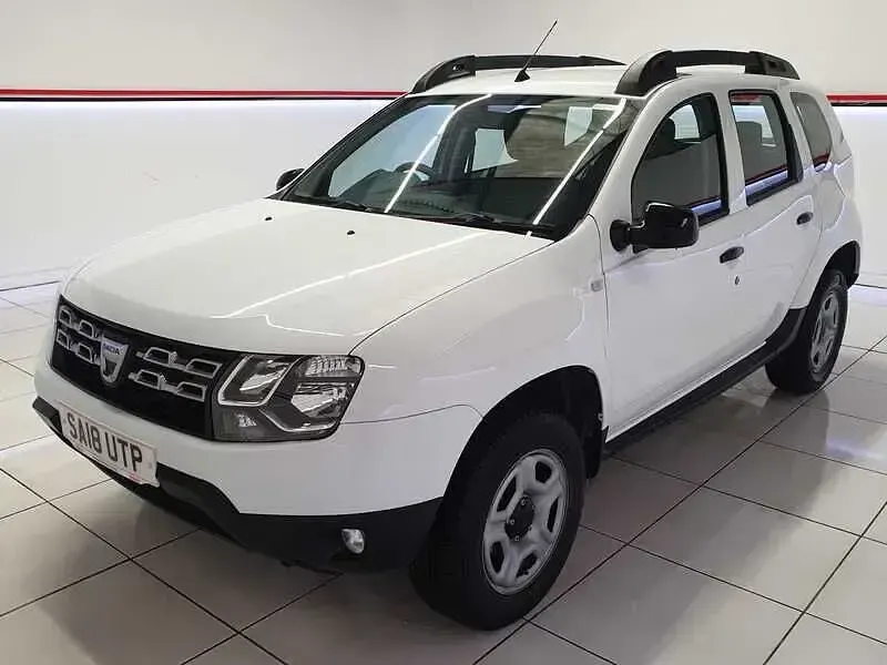 Used Dacia Duster 114 HP (83 kW) 2018 White SUV