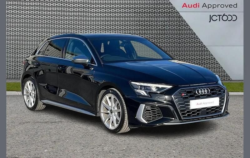 Used Audi S3 Sportback Comfort 310 HP (228 kW) 2021 Black Hatchback