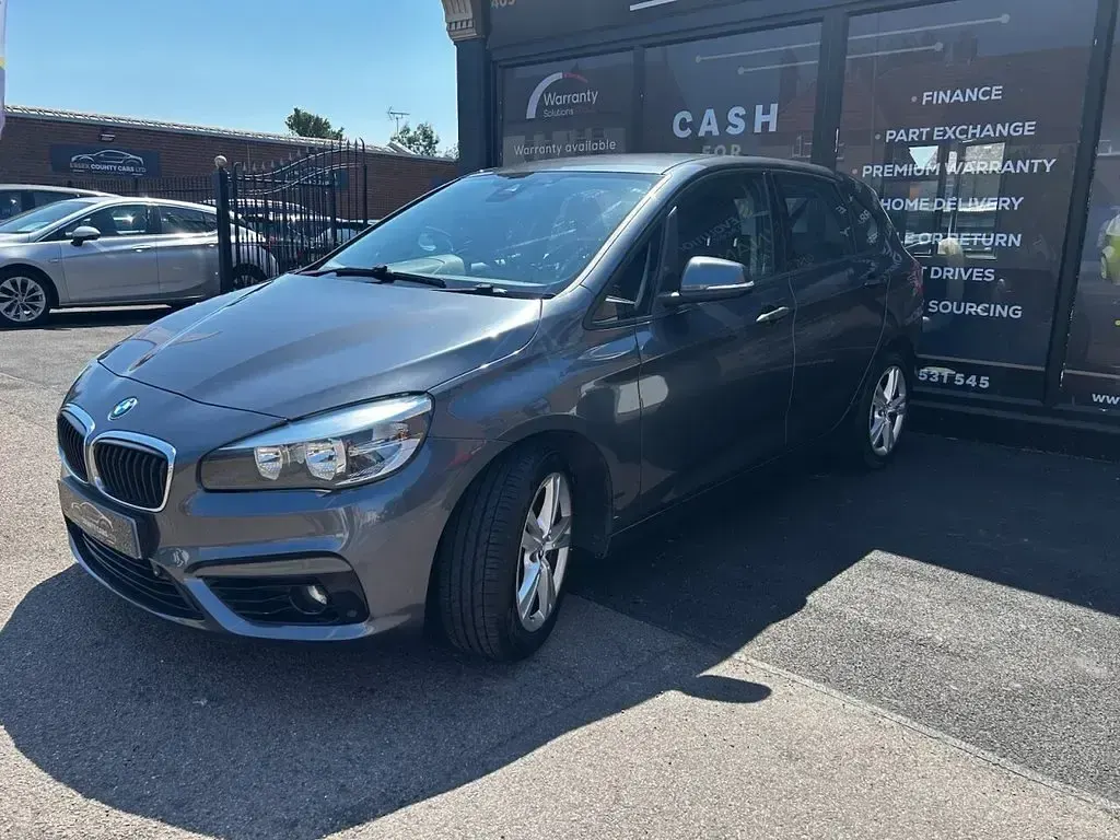 Used BMW 220 Sport Line 190 HP (139 kW) 2015 Grey Hatchback