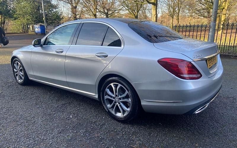 Used Mercedes C250 Premium Plus 204 HP (150 kW) 2015 Silver Sedan
