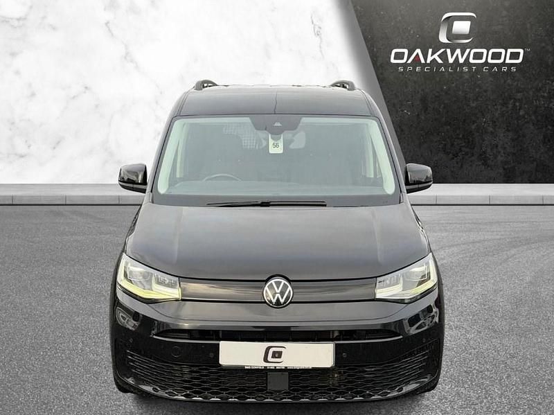 Used VW Caddy Maxi Pro 122 HP (89 kW) 2021 Black MPV