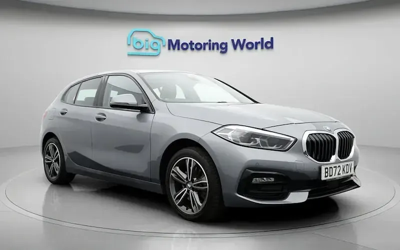Used BMW 118 Sport Line 136 HP (100 kW) 2023 Grey Hatchback