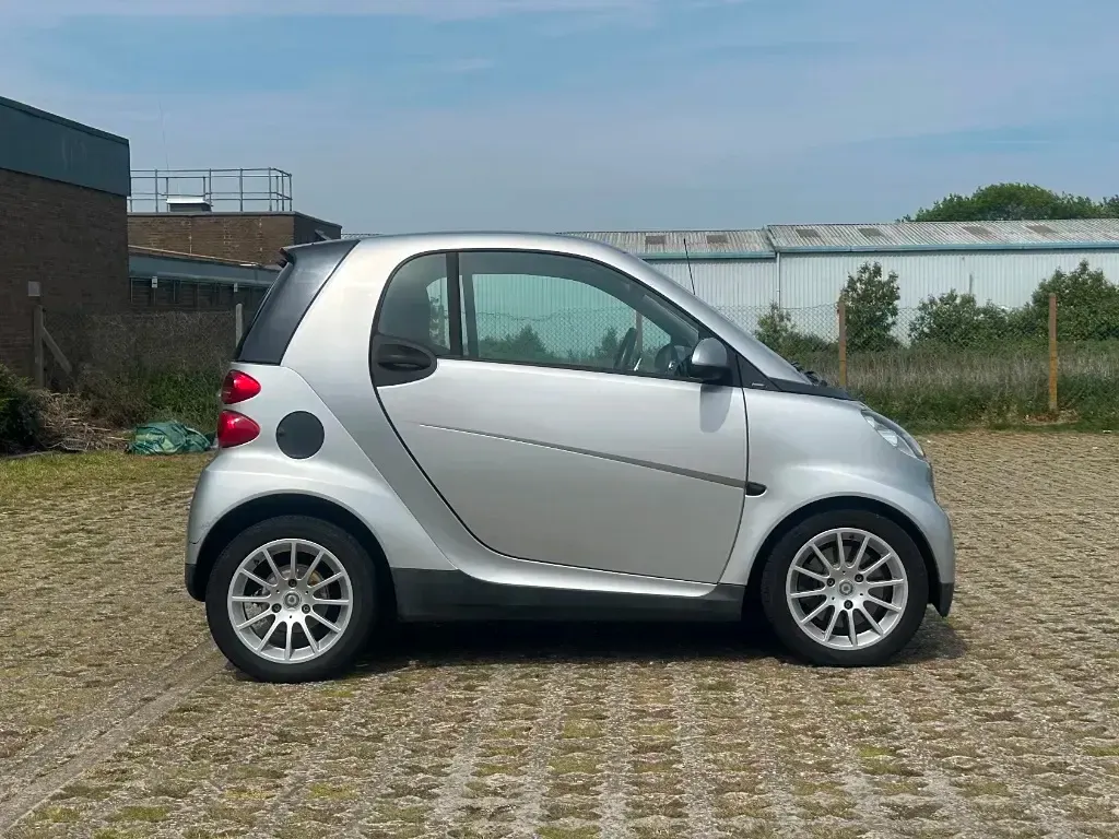 Used Smart ForTwo Coupé Passion 2008 Silver Coupe