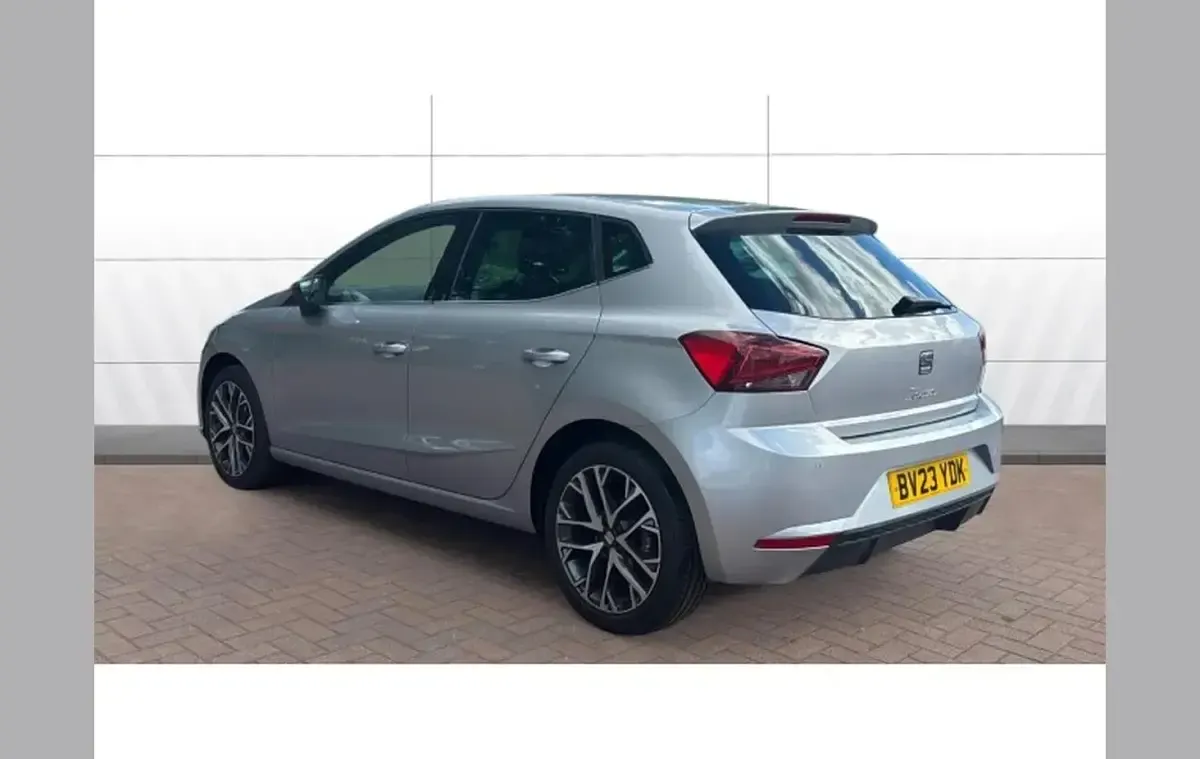 Used Seat Ibiza XCELLENCE 108 HP (79 kW) 2023 Silver Hatchback