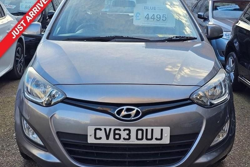 Used Hyundai i20 Active 85 HP (62 kW) 2013 Grey Hatchback