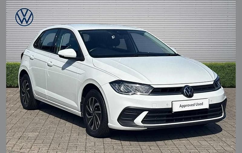 Used VW Polo Life 95 HP (69 kW) 2022 White Hatchback