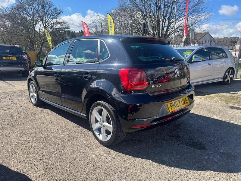 Begagnad VW Polo SEL 2017 Svart Halvkombi