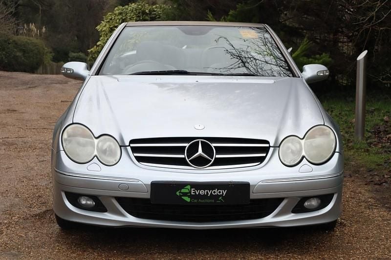 Used Mercedes CLK200 Avantgarde 2006 Silver Cabriolet